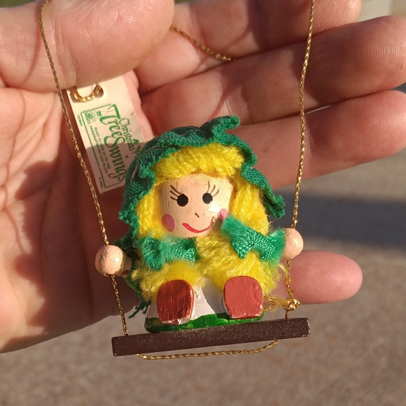 Jasco Vintage Hand Crafted Tree Swings Girl On Swing - Picture 1 of 4